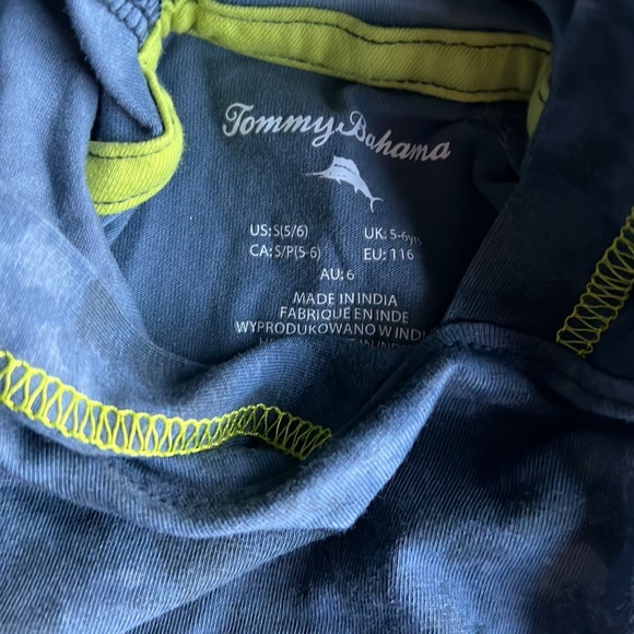 Sweater & jacket bundle - Picture 8 of 8